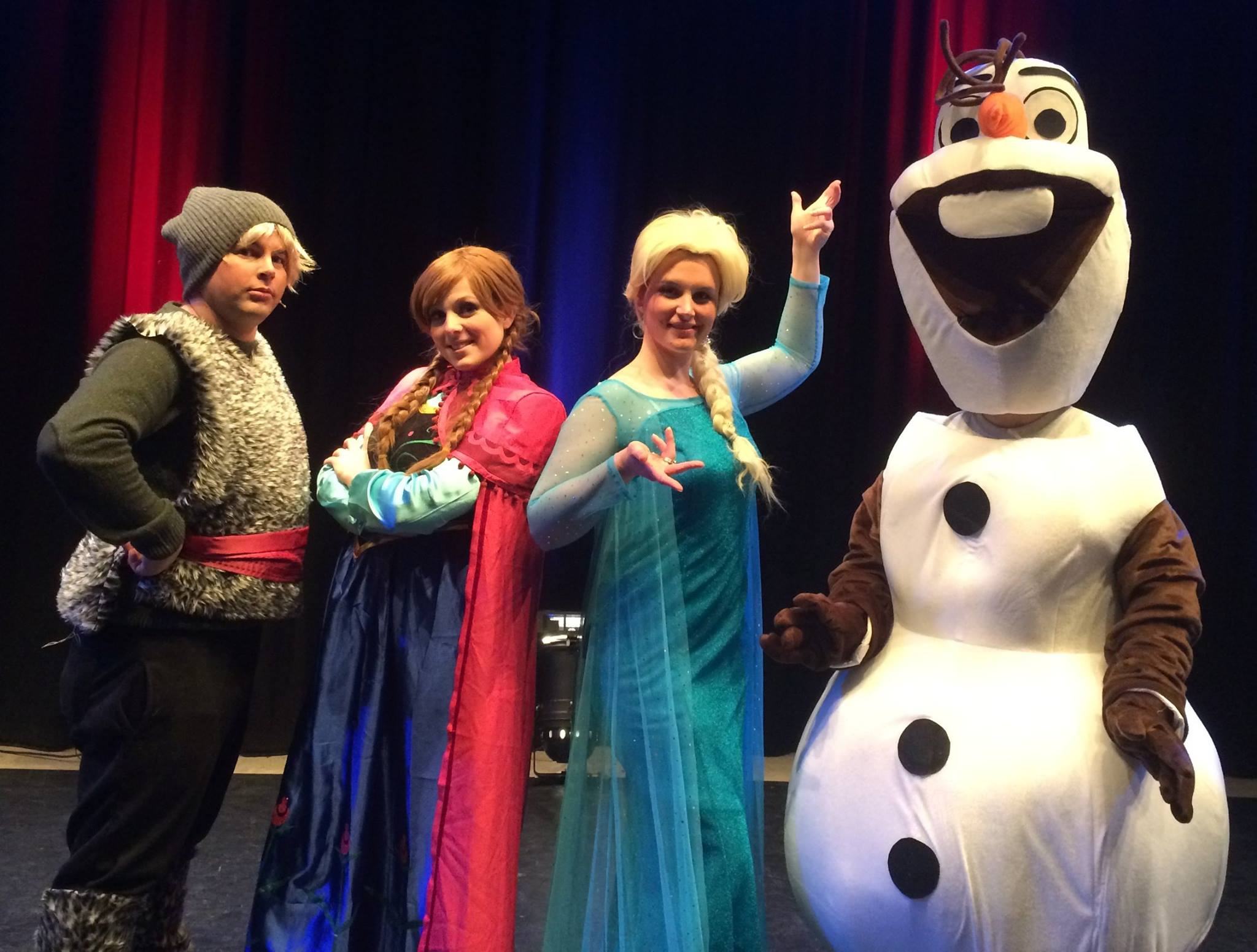 -kristoff_anna_elsa_and_olaf